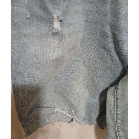 Terra & Sky denim Bermuda shorts Size  22 W  high rise light wash distressed - Picture 2 of 10